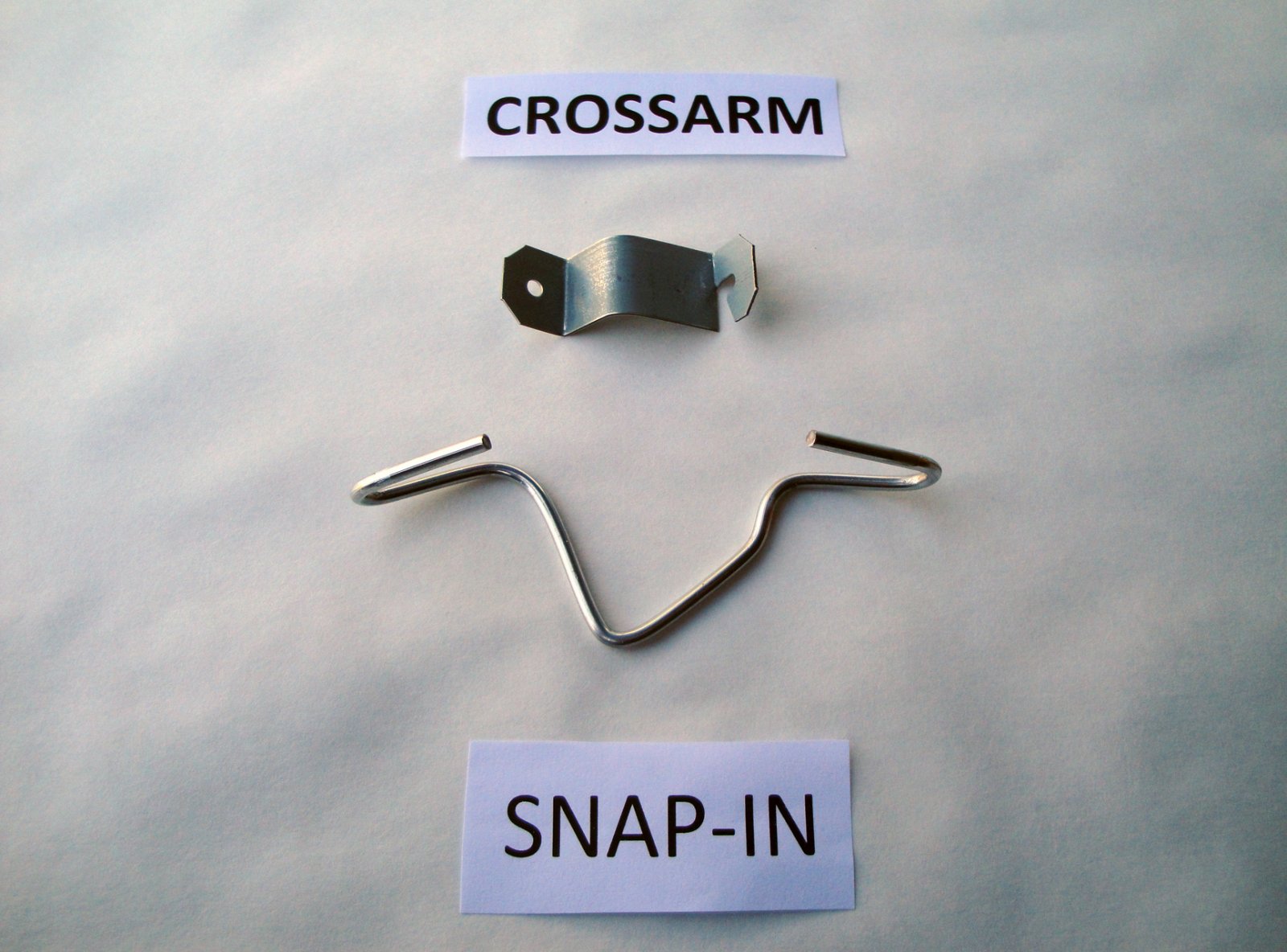 2-Piece Snap-In Crossarm Clip, 4”