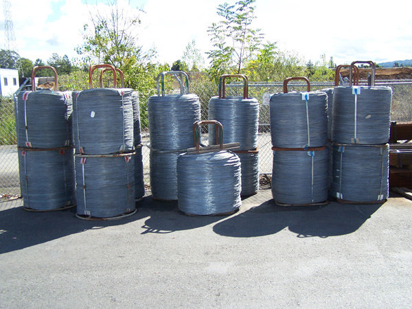 Vineyard Wire On Stands, Continuous Coils