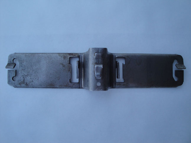 Hardware-Free Crossarm for Rolled Edge line post, Top View
