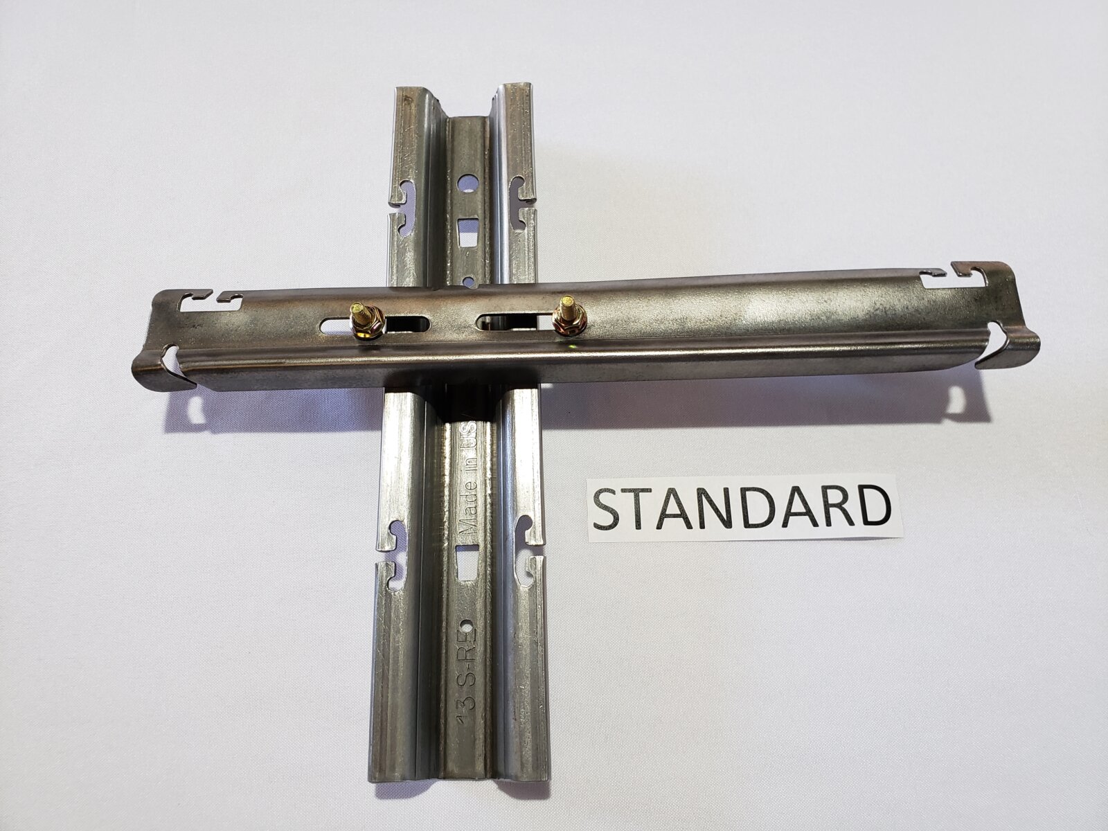 L-Style Crossarm, Offset Standard, Mounted On Rolled Edge Line Post