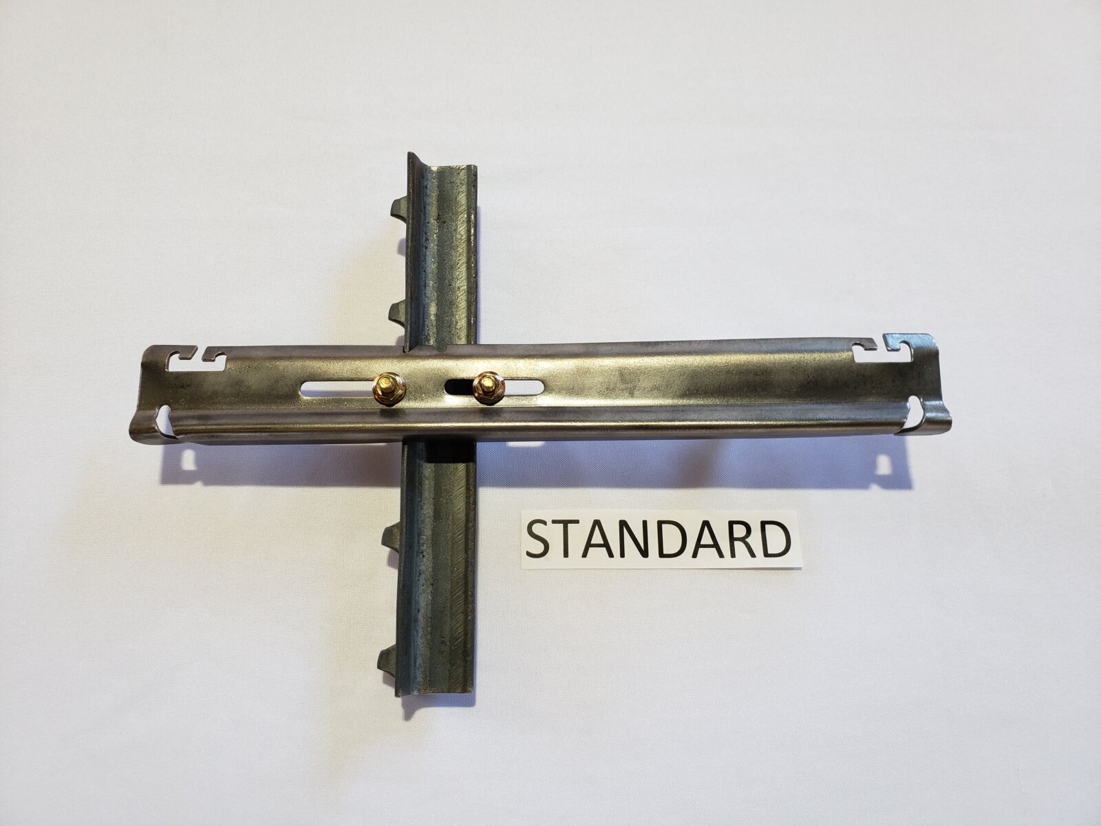 T-Post With Standard Offset Crossarm